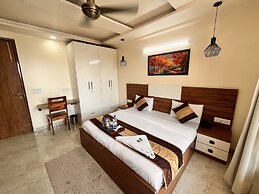 Maharaja Palace Near Medanta Gurgaon