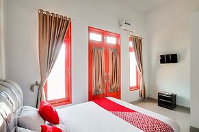 OYO 3844 Shinta Guesthouse