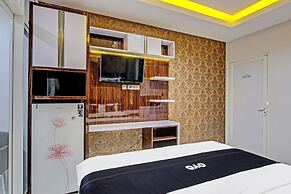 Super OYO Collection O 90253 DHelomi