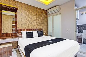 Super OYO Collection O 90253 DHelomi