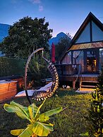 Garden Bungalow