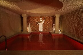 Vita Cave Hotel