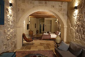Vita Cave Hotel