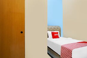 OYO 92076 Sky Residence Cengkeh