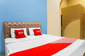 OYO 92076 Sky Residence Cengkeh