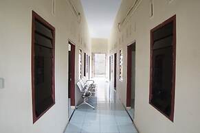 OYO 92076 Sky Residence Cengkeh