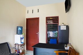 OYO 92076 Sky Residence Cengkeh