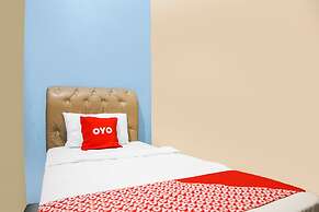 OYO 92076 Sky Residence Cengkeh