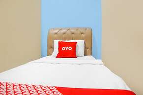 OYO 92076 Sky Residence Cengkeh