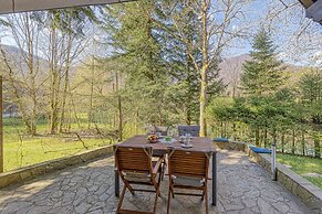 Fani's Riverside Cottage