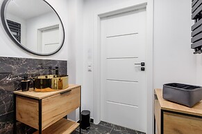 Rozana Zieleniewo Apartment by Renters