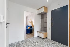 Rozana Zieleniewo Apartment by Renters