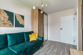 Rozana Zieleniewo Apartment by Renters