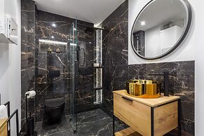 Rozana Zieleniewo Apartment by Renters