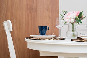 Zajezdnia Wrzeszcz Apartment by Renters