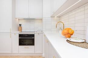 Zajezdnia Wrzeszcz Apartment by Renters