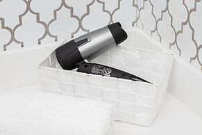 Zajezdnia Wrzeszcz Apartment by Renters