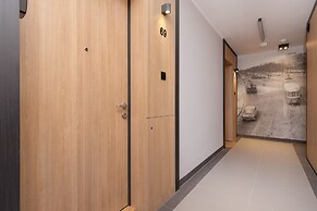 Zajezdnia Wrzeszcz Apartment by Renters