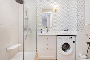 Zajezdnia Wrzeszcz Apartment by Renters