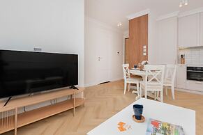 Zajezdnia Wrzeszcz Apartment by Renters