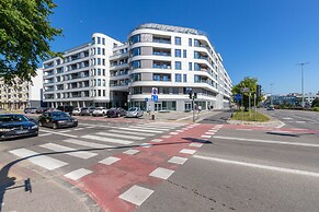 Plac Unii Apartments Gdynia by Renters