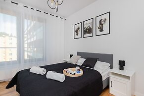 Plac Unii Apartments Gdynia by Renters