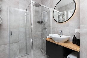 Plac Unii Apartments Gdynia by Renters