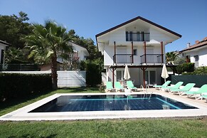 Narlibahce Villalari