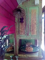 Roulotte et Gite en Drome Provencale