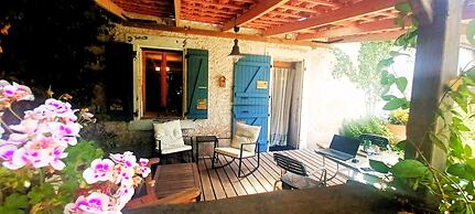 Roulotte et Gite en Drome Provencale