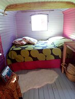 Roulotte et Gite en Drome Provencale