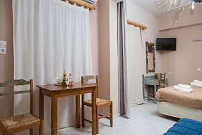 Arodamos Apartments & Studios