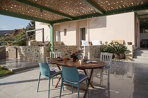 Arodamos Apartments & Studios