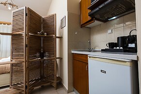 Arodamos Apartments & Studios