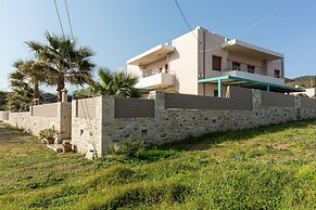 Arodamos Apartments & Studios