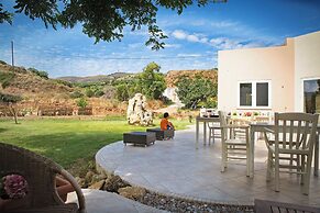 Arodamos Apartments & Studios