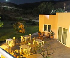 Arodamos Apartments & Studios