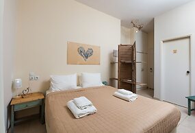 Arodamos Apartments & Studios