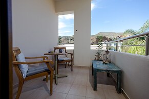 Arodamos Apartments & Studios