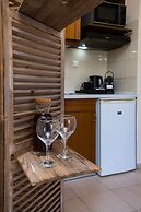 Arodamos Apartments & Studios