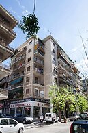 Modern New Apt next To Metaxourgeio