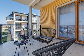 Marynarska Sarbinowo by Renters