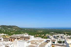 Belvedere Collemare by Wonderful Italy