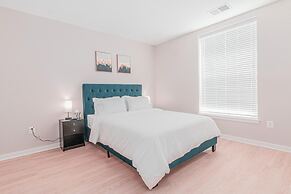 Lavish Retreat City Views DC