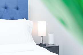 Lavish Retreat City Views DC