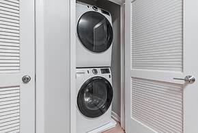 Lavish Retreat City Views DC