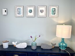 Lucky Bay Hideaway - Seaview Sauna & Cedar hot tub