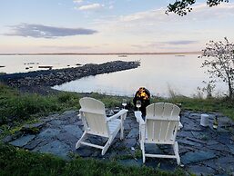 Lucky Bay Hideaway - Seaview Sauna & Cedar hot tub