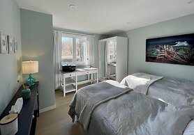 Lucky Bay Hideaway - Seaview Sauna & Cedar hot tub