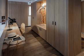 SERHS Experience Suites